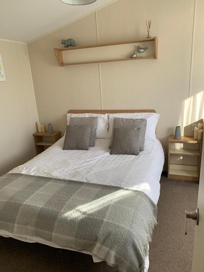 Gold Plus 6 Berth Caravan In New Beach With Parking Wifi And Decking Hotel Dymchurch Eksteriør billede