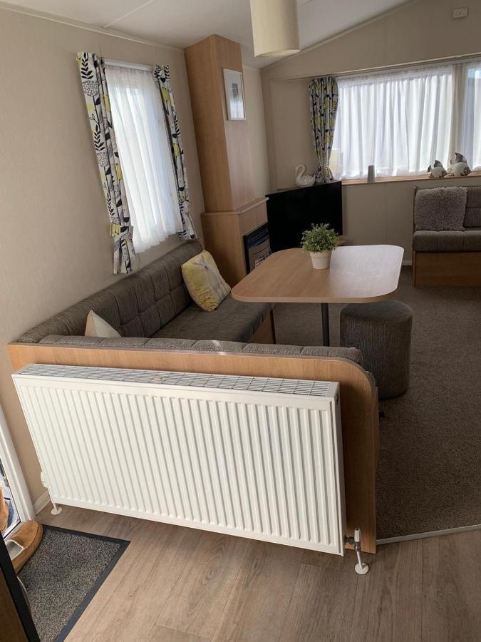 Gold Plus 6 Berth Caravan In New Beach With Parking Wifi And Decking Hotel Dymchurch Eksteriør billede